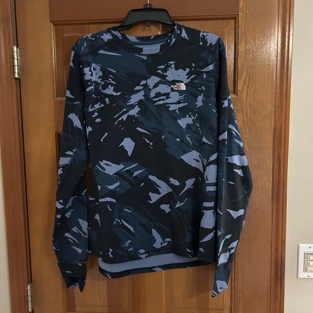 The North Face Navy and Light Blue Patterned Shirt